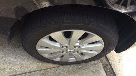 タイヤホイール前