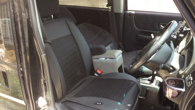 内装前方シート