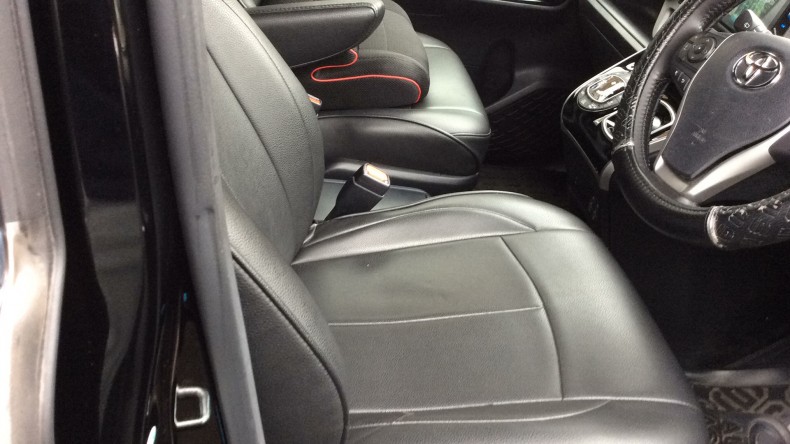 内装前方シート