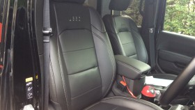 内装前方シート