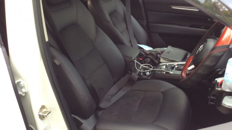 内装前方シート