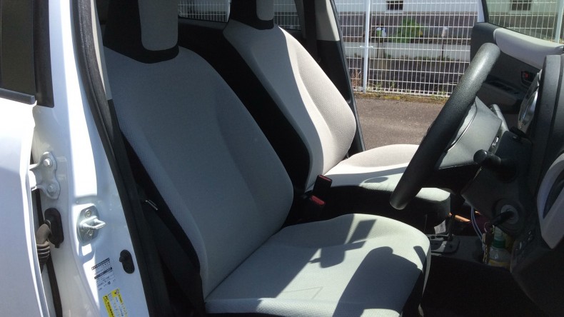 内装前方シート