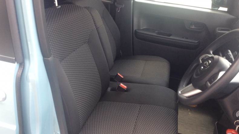 内装前方シート