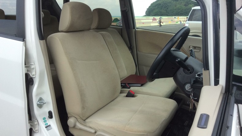 内装前方シート