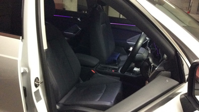 内装前方シート