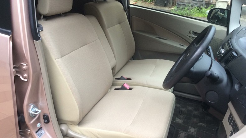 内装前方シート