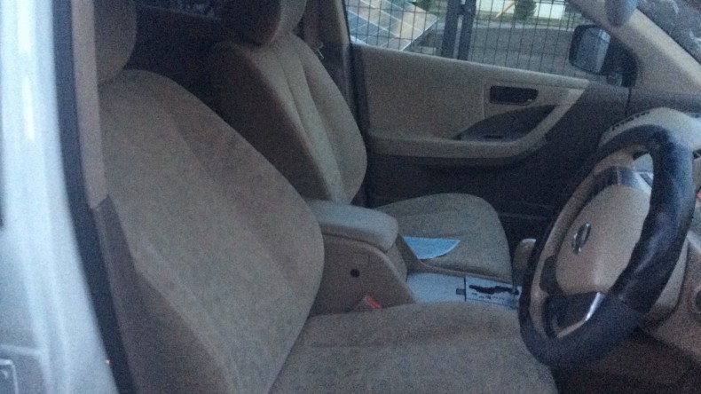 内装前方シート