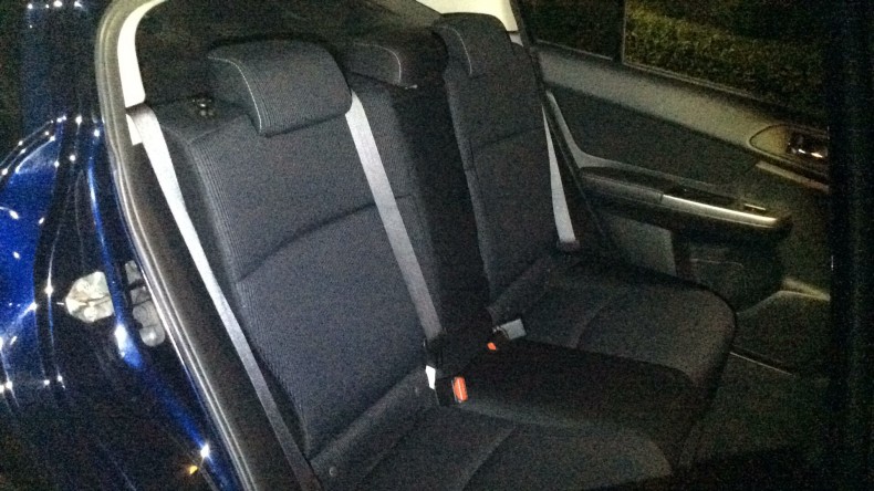 内装後方シート