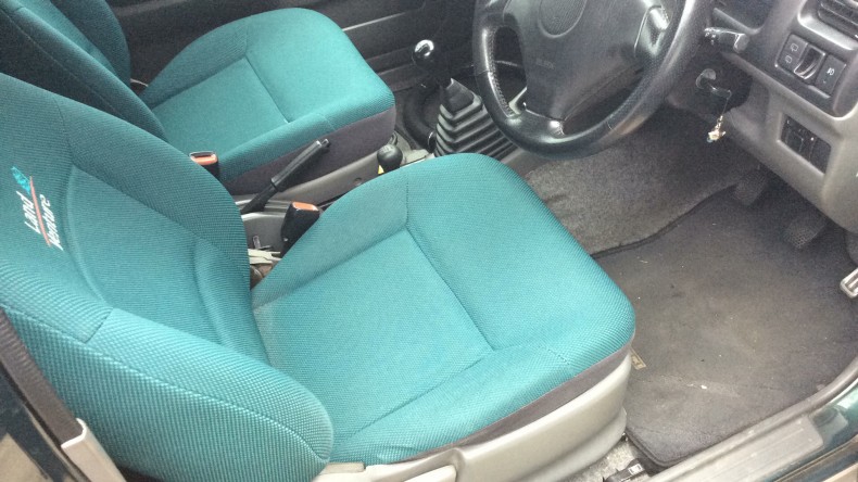 内装前方シート