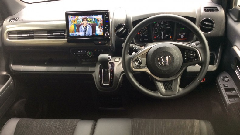 内装インパネ全体