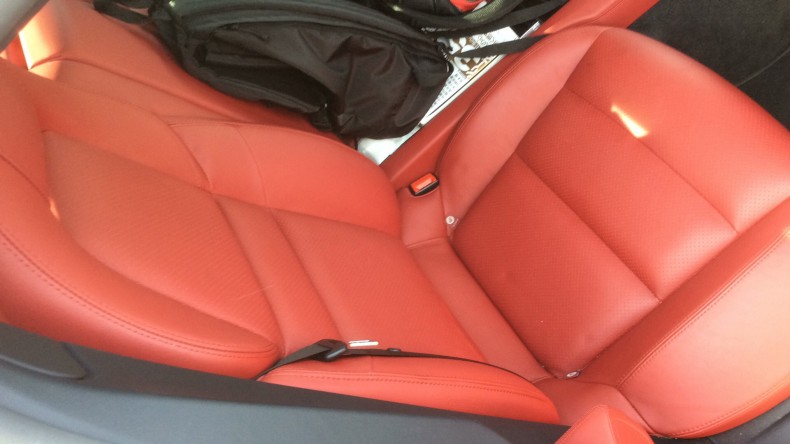 内装後方シート