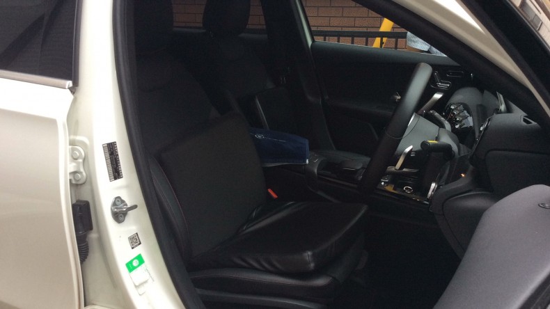 内装前方シート