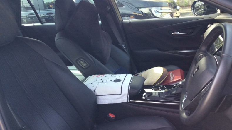 内装前方シート