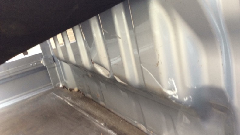 内装後方シート