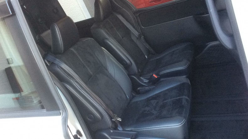 内装後方シート