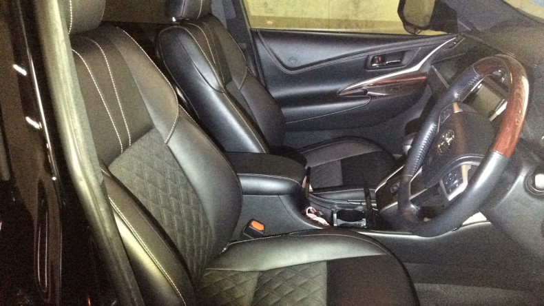 内装前方シート