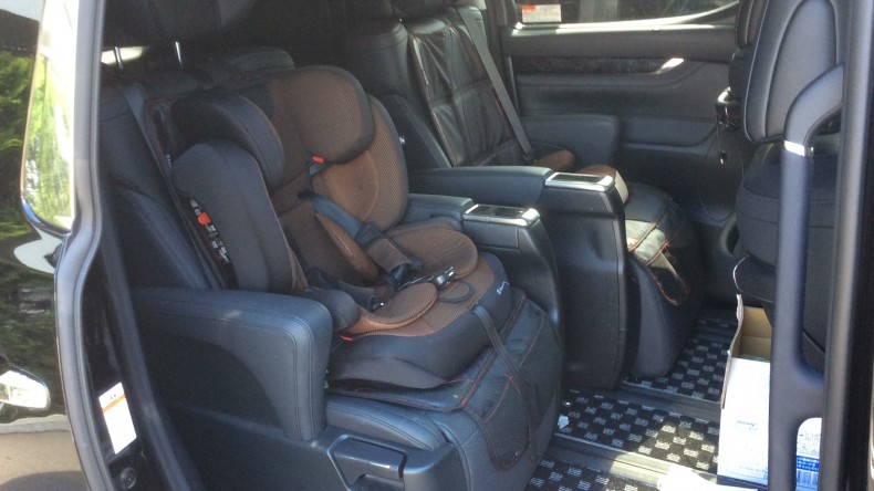 内装後方シート