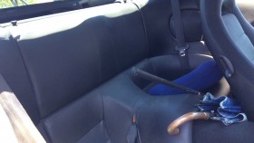 内装後方シート