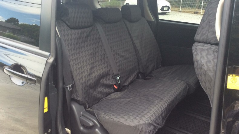 内装後方シート