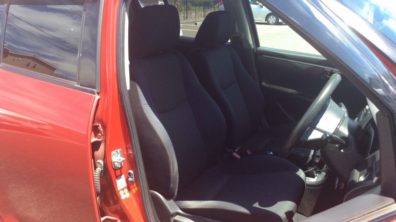 内装前方シート