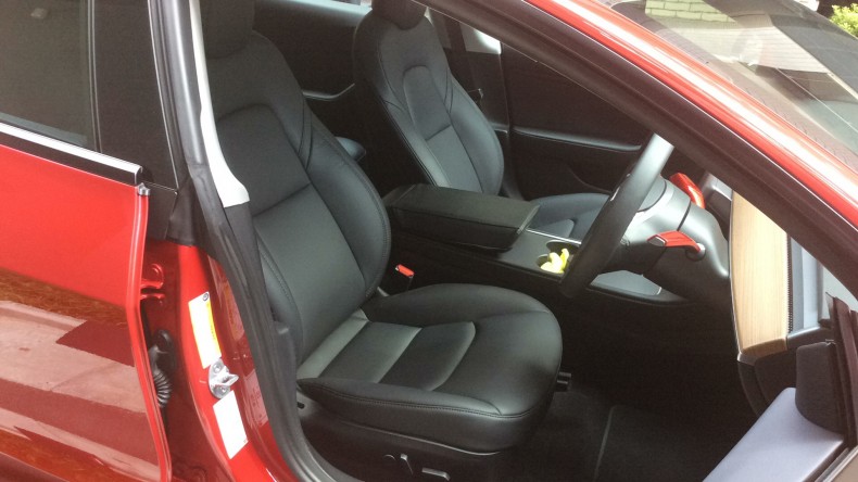 内装前方シート