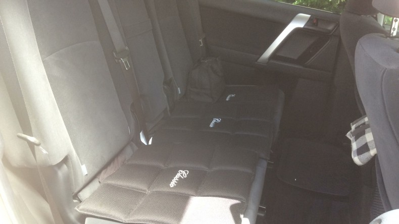 内装後方シート