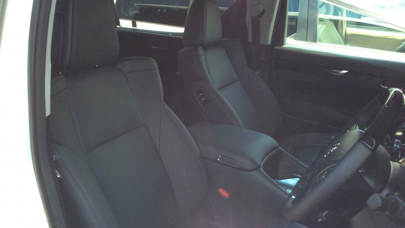 内装前方シート