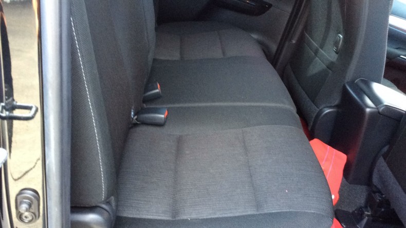 内装後方シート