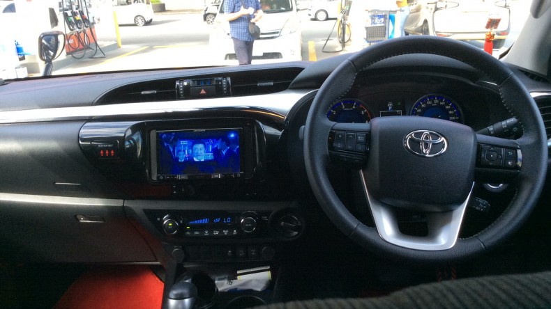 内装インパネ全体