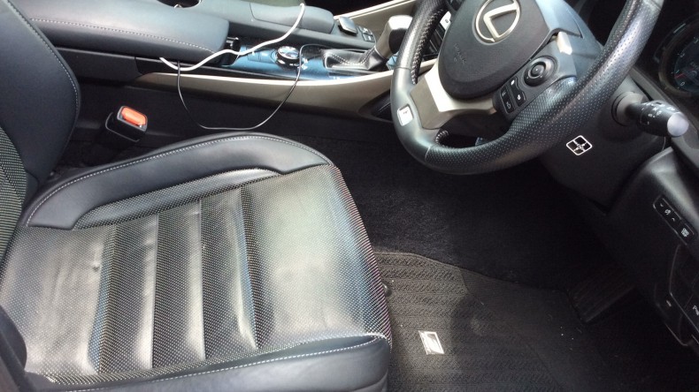 内装前方シート