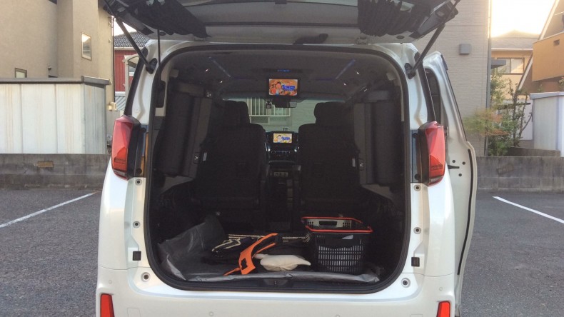 内装トランク