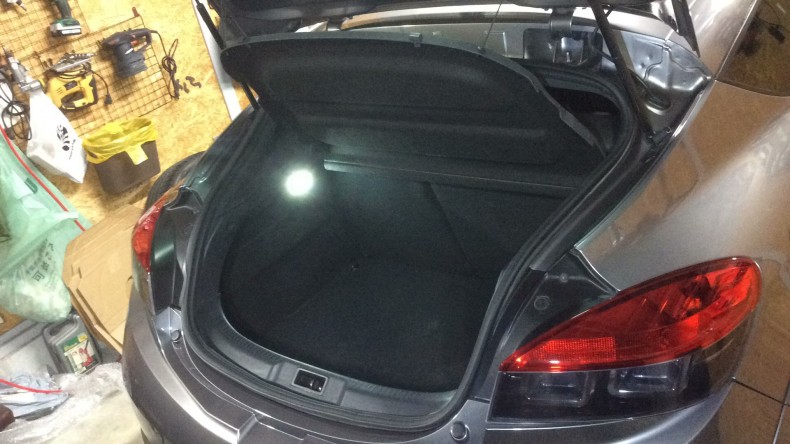 内装トランク