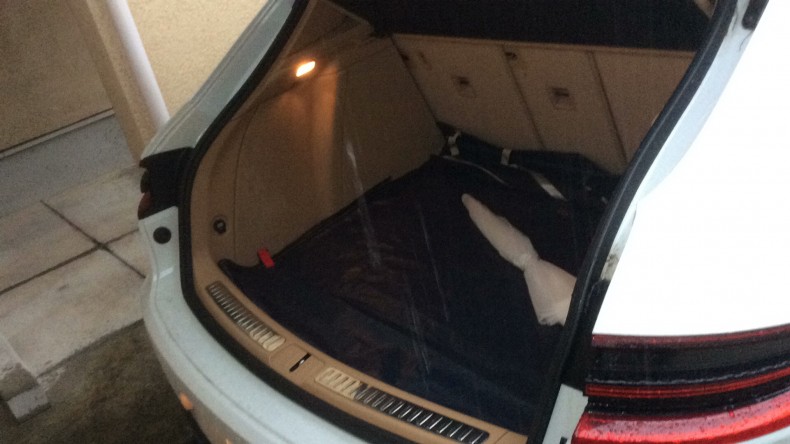 内装トランク