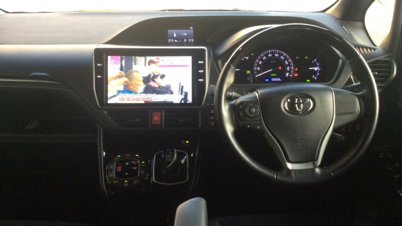 内装インパネ全体