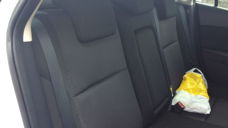 内装後方シート