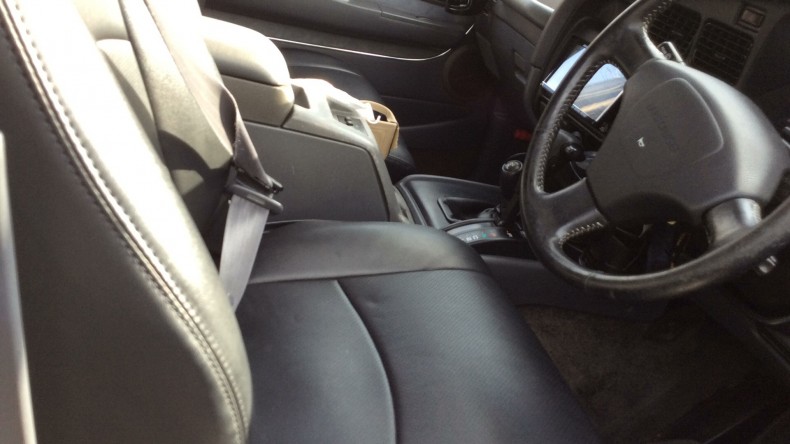 内装前方シート