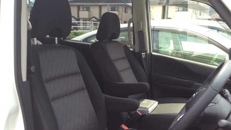 内装前方シート