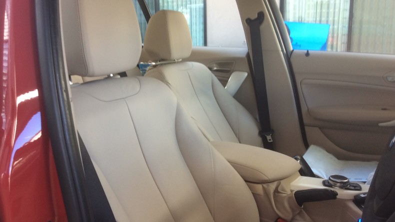 内装前方シート