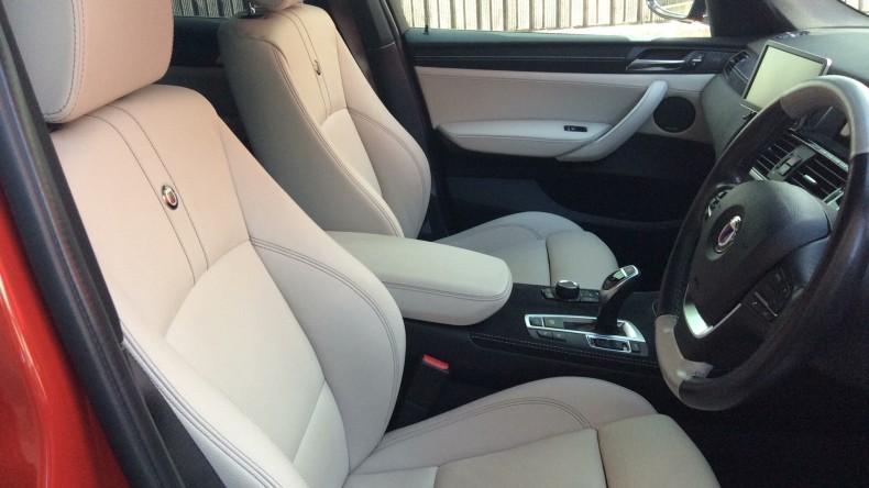 内装前方シート