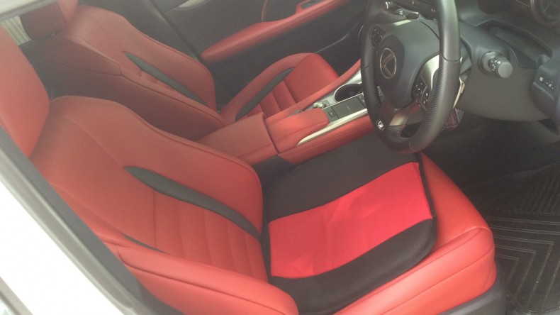 内装前方シート