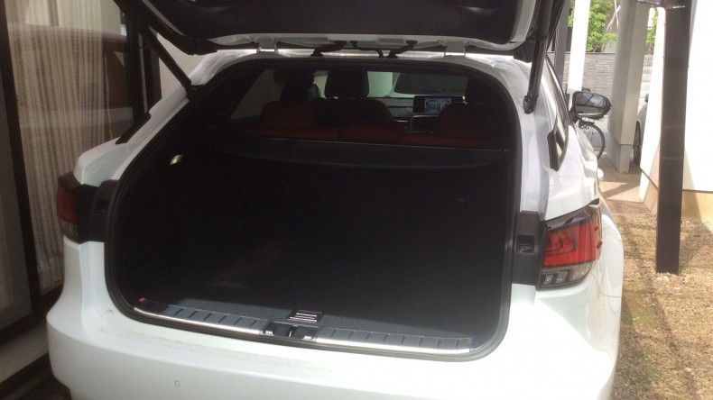内装トランク