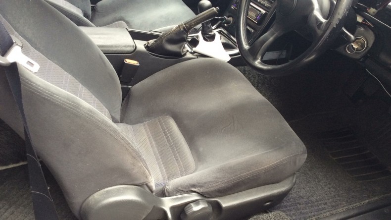 内装前方シート