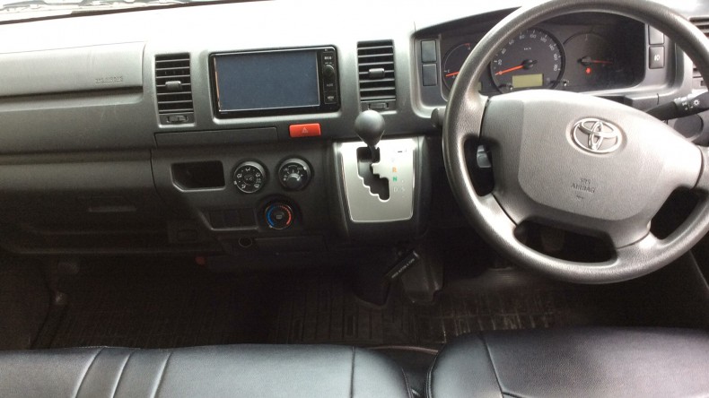 内装インパネ全体