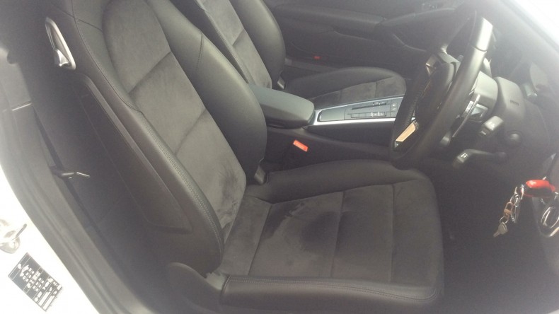 内装前方シート