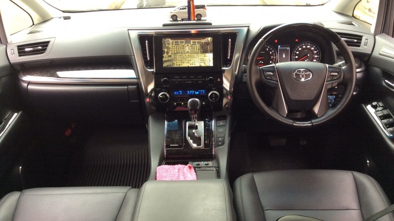 内装インパネ全体