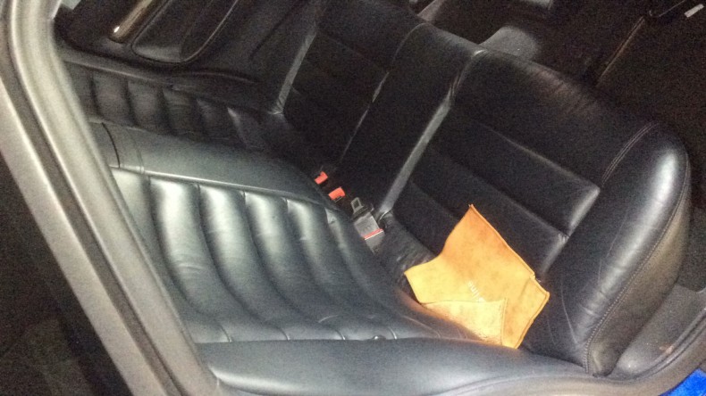 内装後方シート