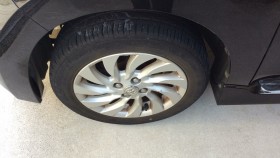 タイヤホイール前