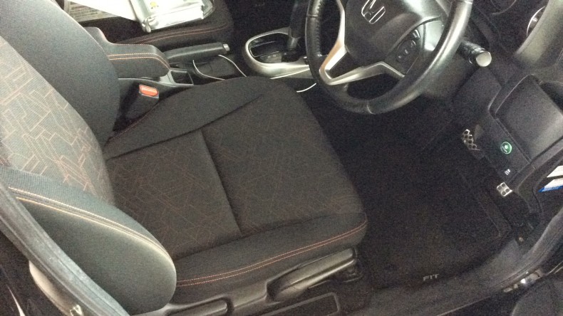 内装前方シート