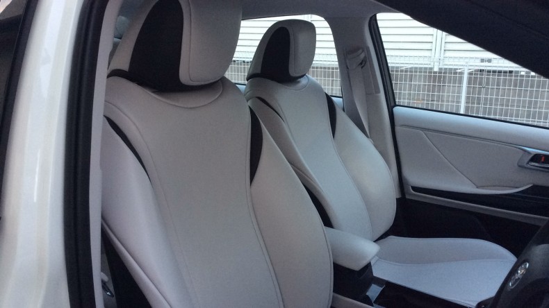 内装前方シート