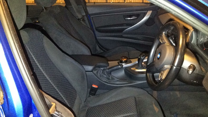 内装前方シート